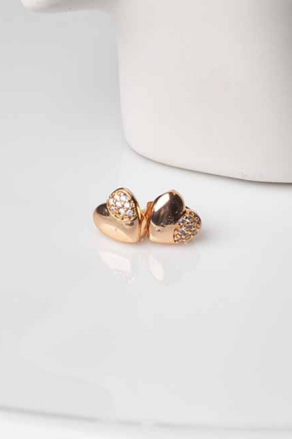 DELECATE HEART EARRINGS